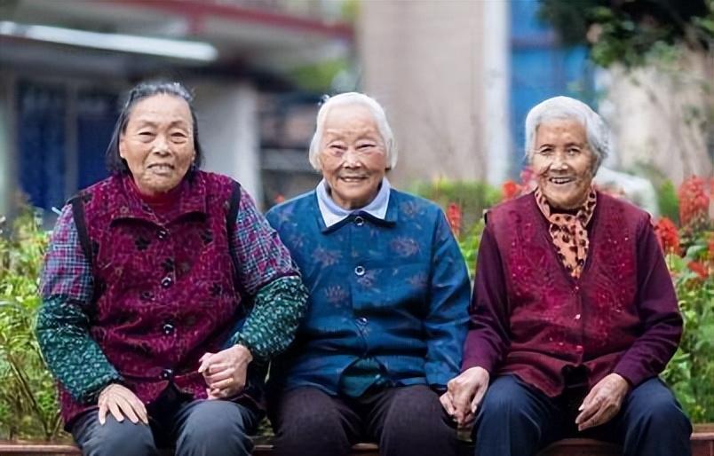 最新2022年血糖標(biāo)準(zhǔn)一覽表，了解并控制血糖的新指南